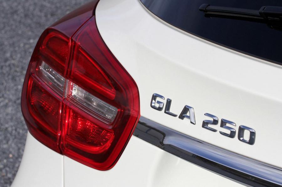  Mercedes-Benz GLA250 4Matic 2014 года  (фото 25 из 60)
